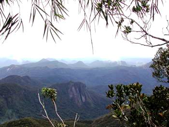 Au-dessus des montagnes - Above the mountains